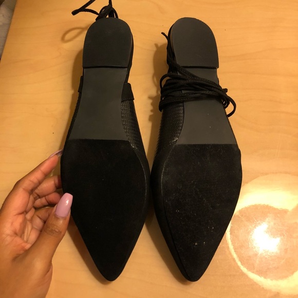 BRAND NEW. NEVER WORN. Lace-up flats - Picture 7 of 7